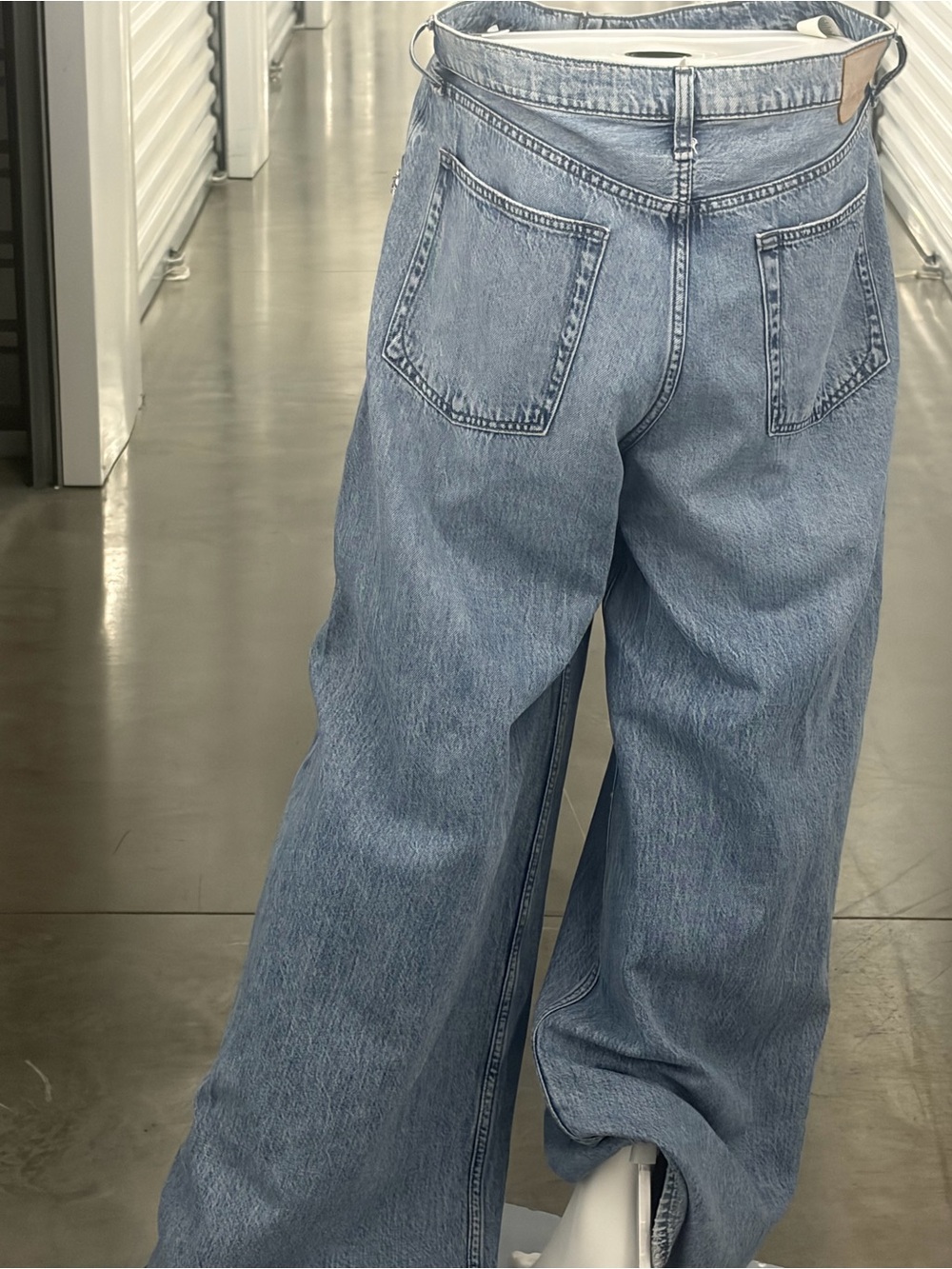 RAG & BONE CRYSTAL RHINESTONE EMBELLISHED WIDE LEG JEANS SIZE 31 - Picture 3 of 5